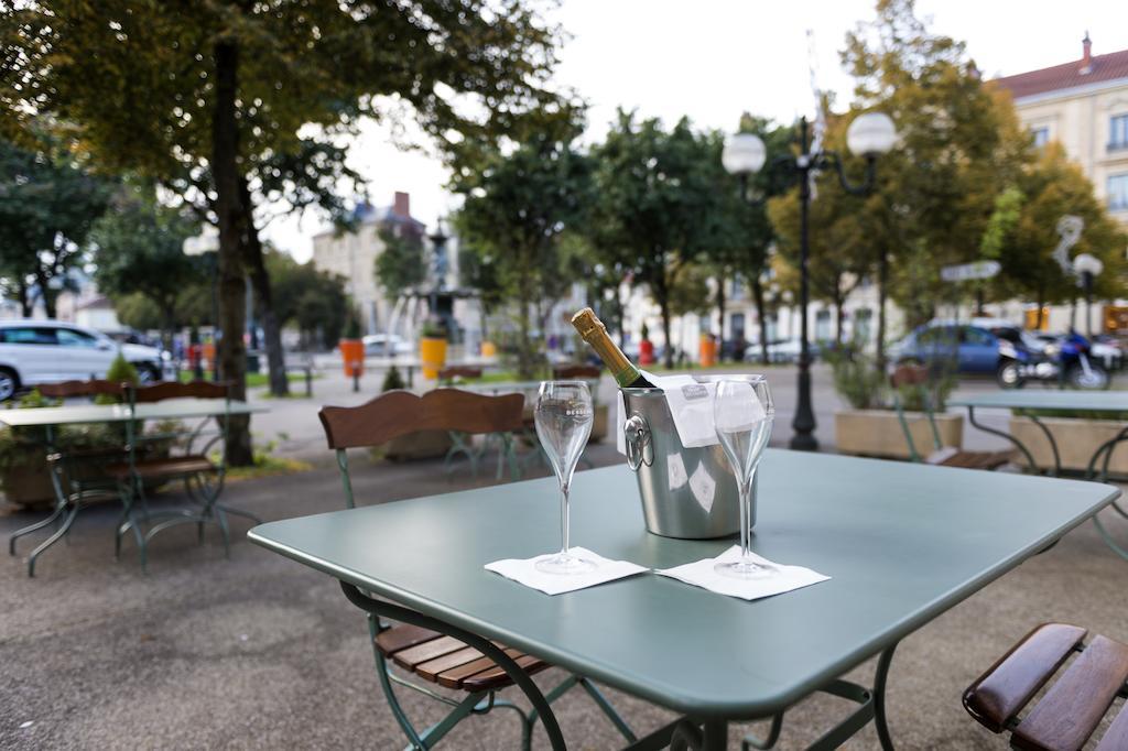 Western De France Hotel 3*